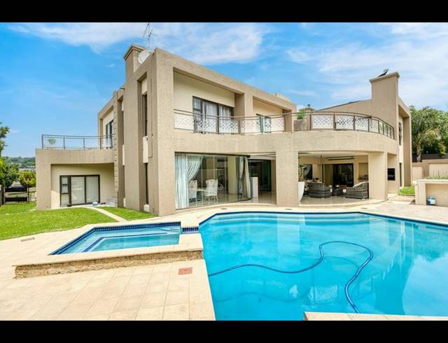 4 BEDROOM HOUSE FOR SALE IN DAINFERN VALLEY ESTATE